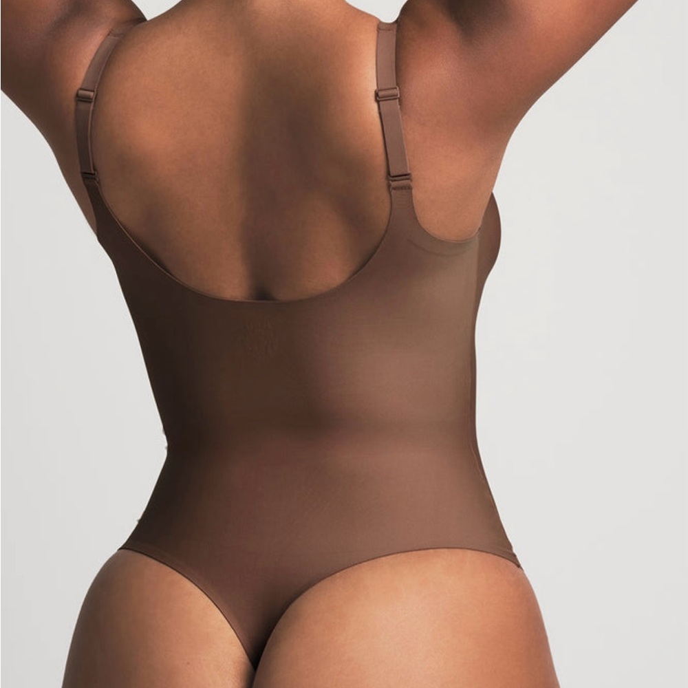 Unlined plunge thong bodysuit Skims body brown jasper cocoa - Picture 3 of 4